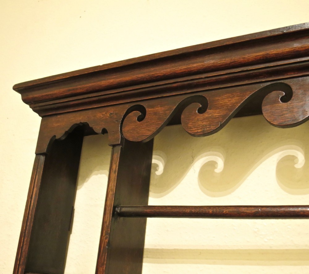 18TH CENTURY ELM AND OAK DELFT RACK View III