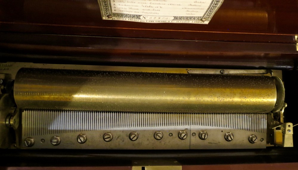 FINE SWISS MUSIC BOX BY NICOLE FRERES View IV