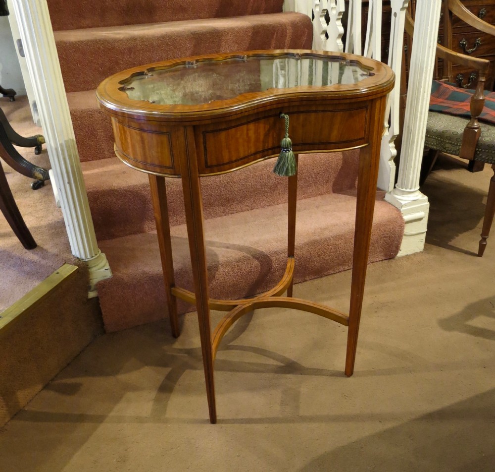 SHERATON REVIVAL SATINWOOD DISPLAY TABLE