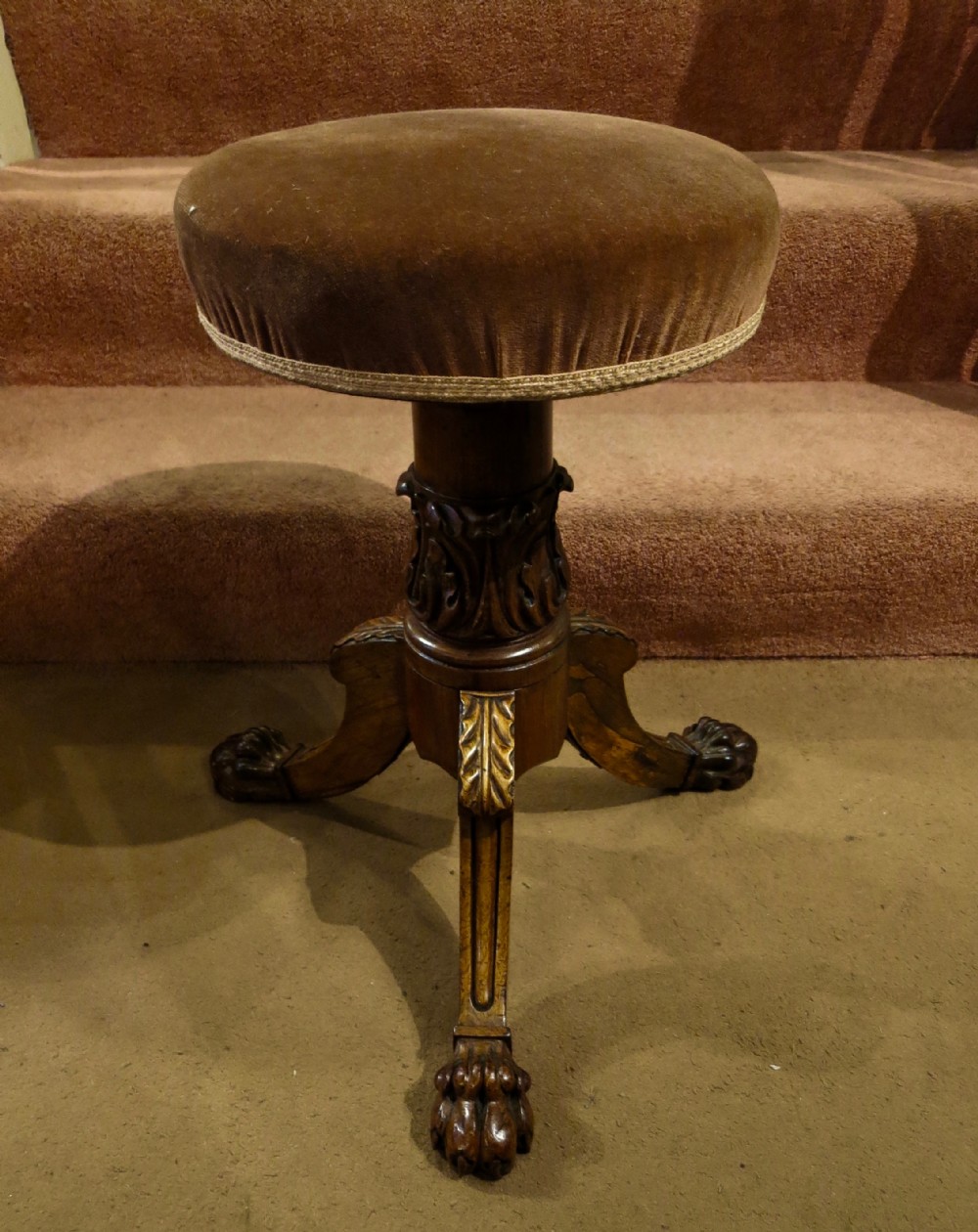 FINE CARVED SOLID ROSEWOOD MUSIC STOOL