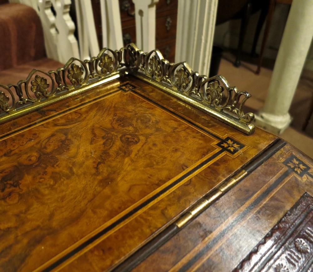 GILLOWS: FINE INLAID BURR WALNUT DAVENPORT  View III