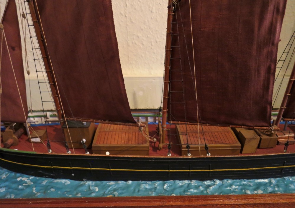 CASED SHIPS MODEL: 3-MASTED SCHOONER  View IV
