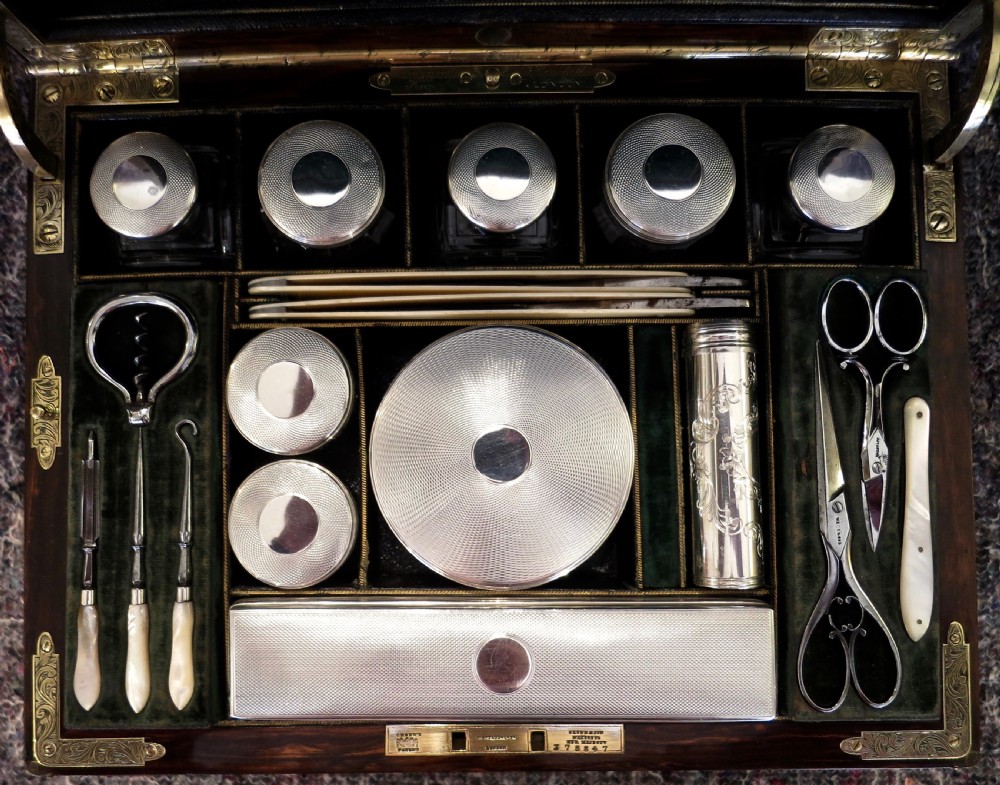 GOOD GENTLEMAN'S FITTED DRESSING CASE View IV