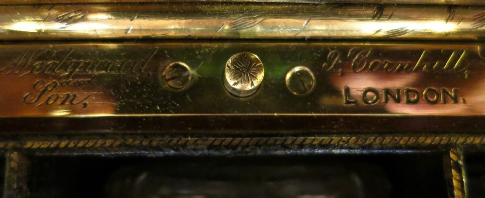 GOOD GENTLEMAN'S FITTED DRESSING CASE View VIII