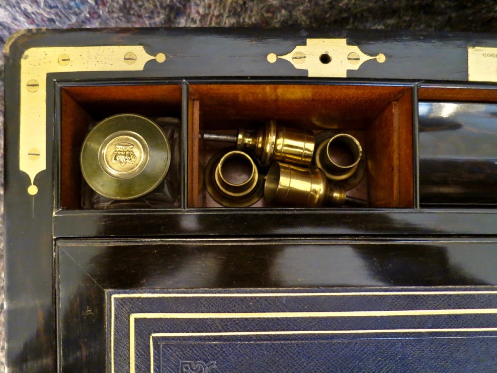 LARGE COMPLEX ROSEWOOD WRITING BOX View IV