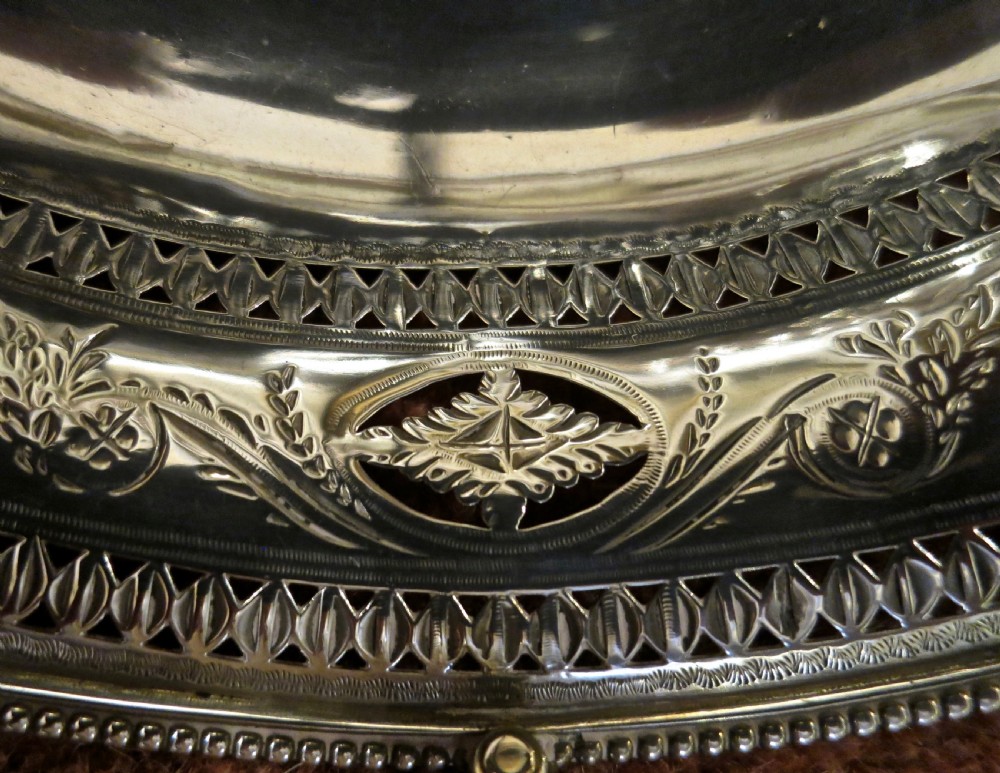 GEORGIAN SILVER BON-BON OR SWEETMEAT DISH View III
