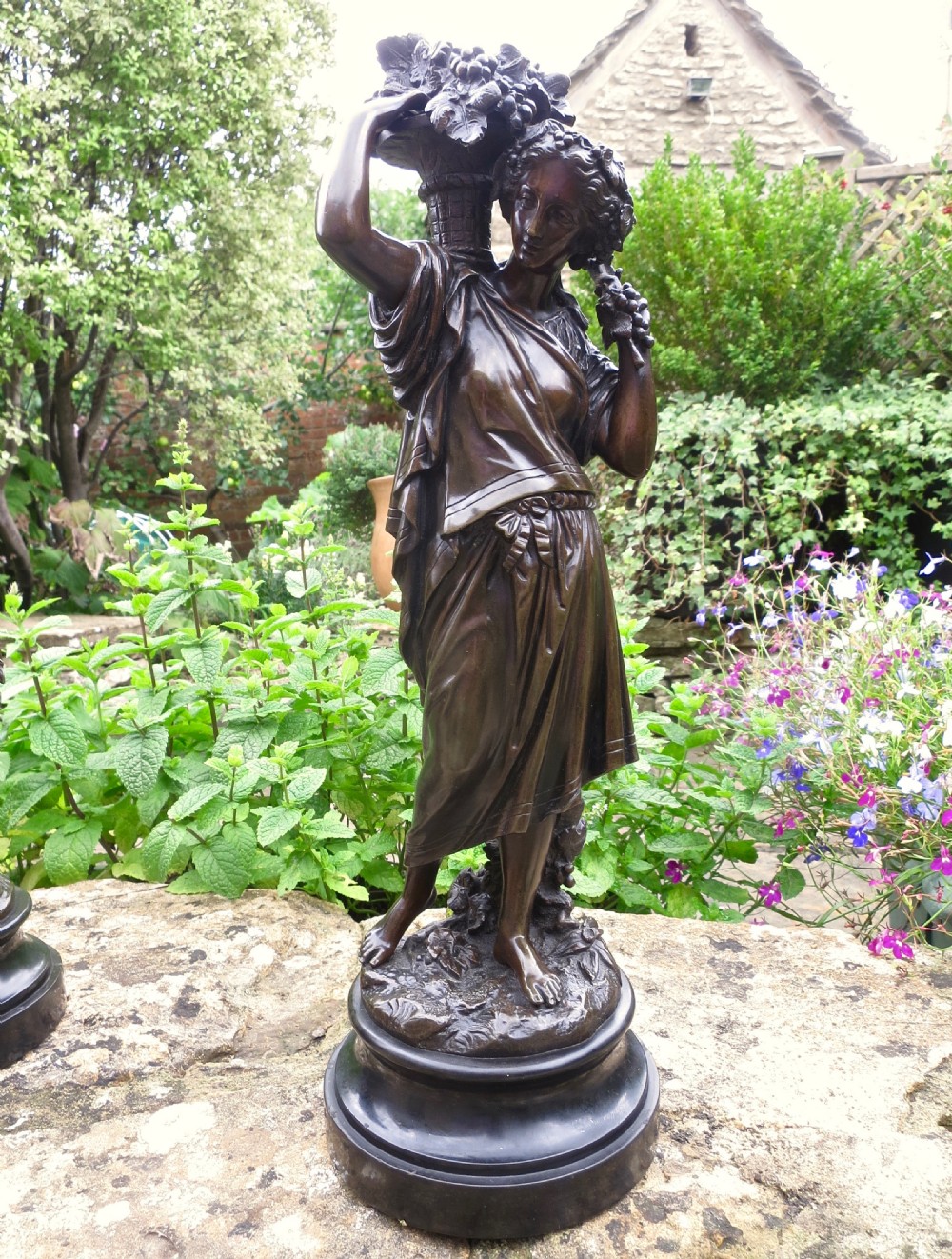 A CHARMING PAIR OF FRENCH BRONZE FIGURES View II