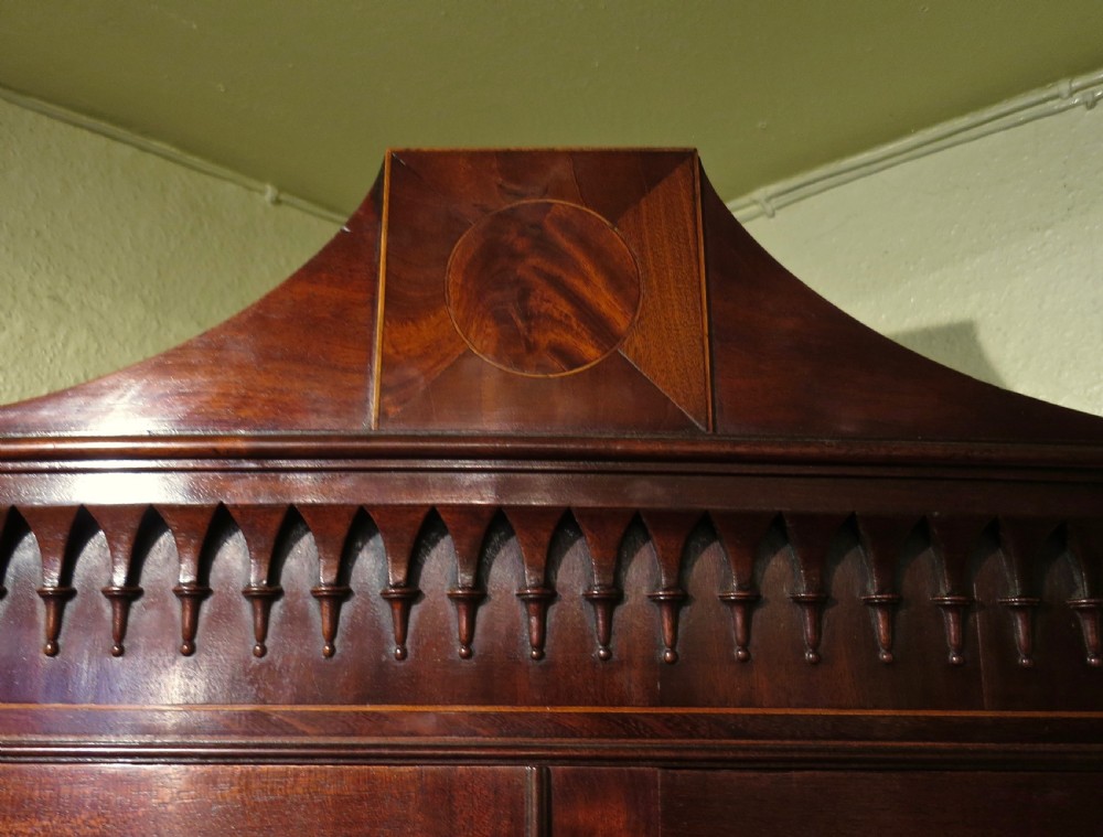 EXCEPTIONAL GEORGE IV HANGING CORNER CABINET View IV