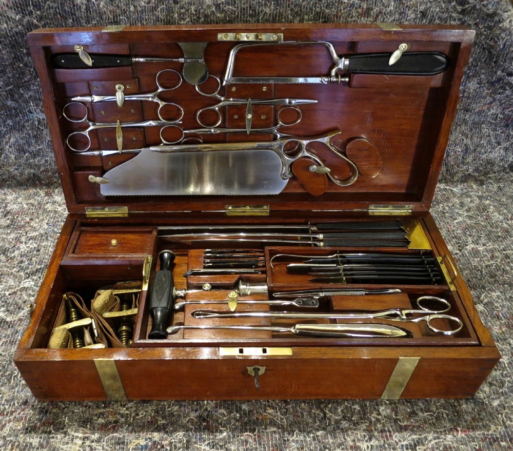 ROYAL NAVY SURGEON OFFICERS' FITTED MEDICAL BOX  View III