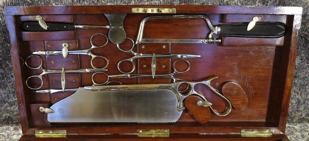 ROYAL NAVY SURGEON OFFICERS' FITTED MEDICAL BOX  View IV