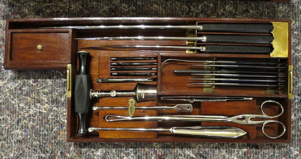 ROYAL NAVY SURGEON OFFICERS' FITTED MEDICAL BOX  View VI
