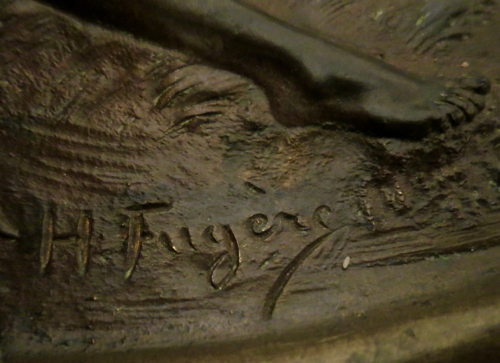 AN INTERESTING AND LARGE FRENCH BRONZE DISH View III