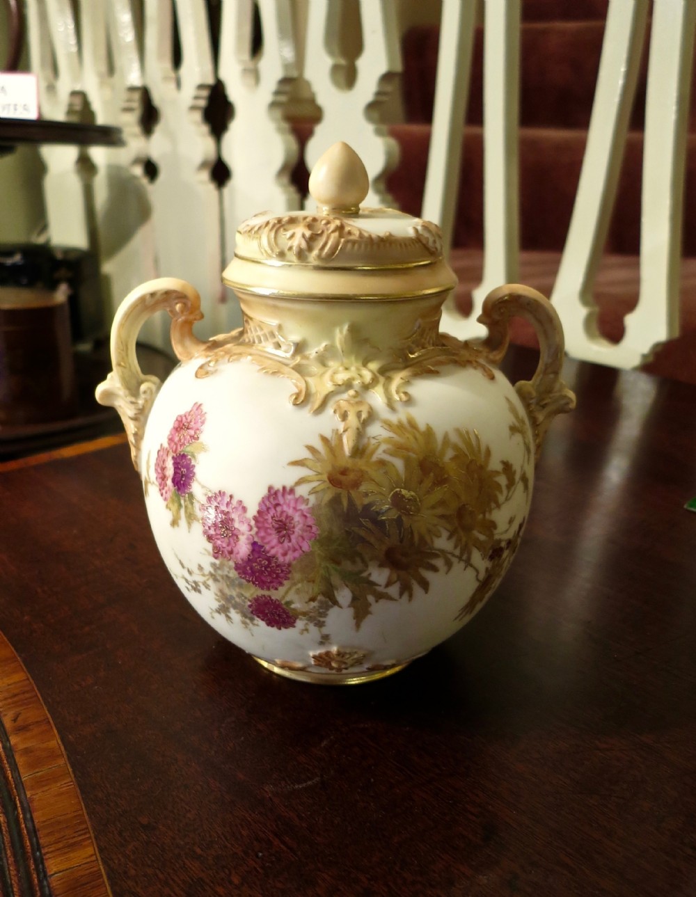 ROYAL WORCESTER PORCELAIN JAR AND COVER