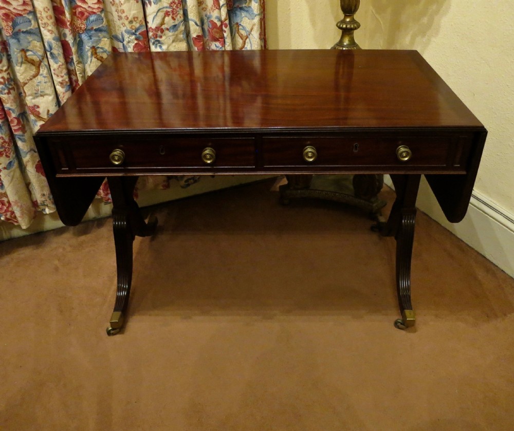 FINE FIGURED MAHOGANY SOFA TABLE BY GILLOWS View II