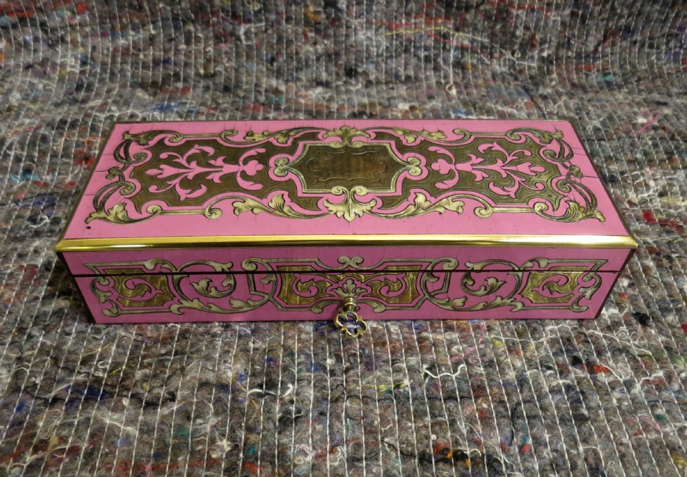 DELIGHTFUL FULLY-FITTED LADY'S SEWING BOX View IV