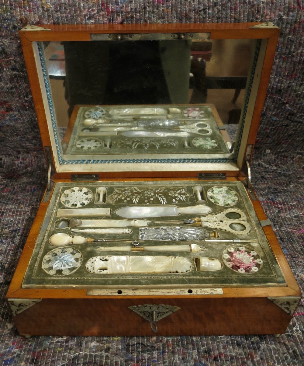 SPECTACULAR 'PALAIS ROYALE' FITTED SEWING BOX