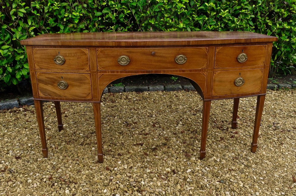 FINE LARGE GEORGIAN BOW-FRONTED SIDEBOARD View III