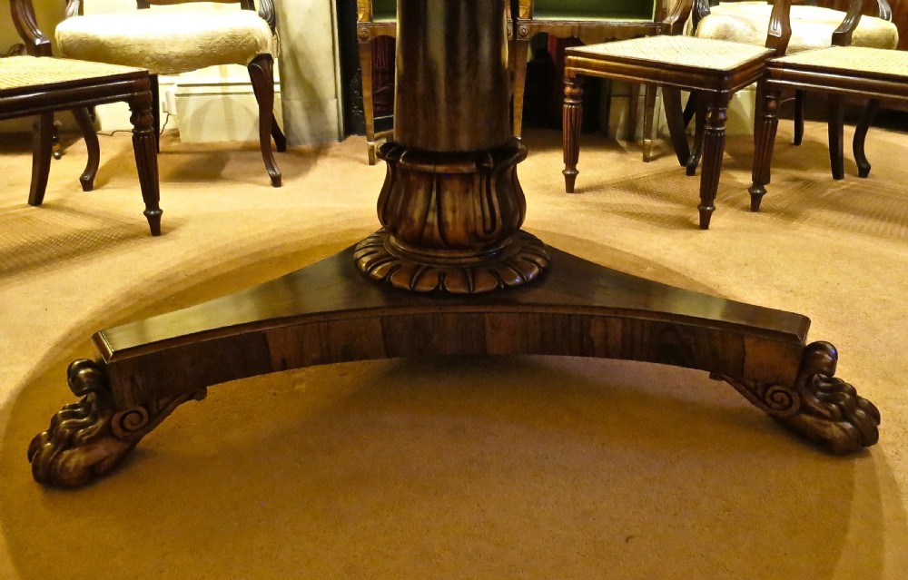 LARGE IMPRESSIVE CIRCULAR ROSEWOOD DINING TABLE View III