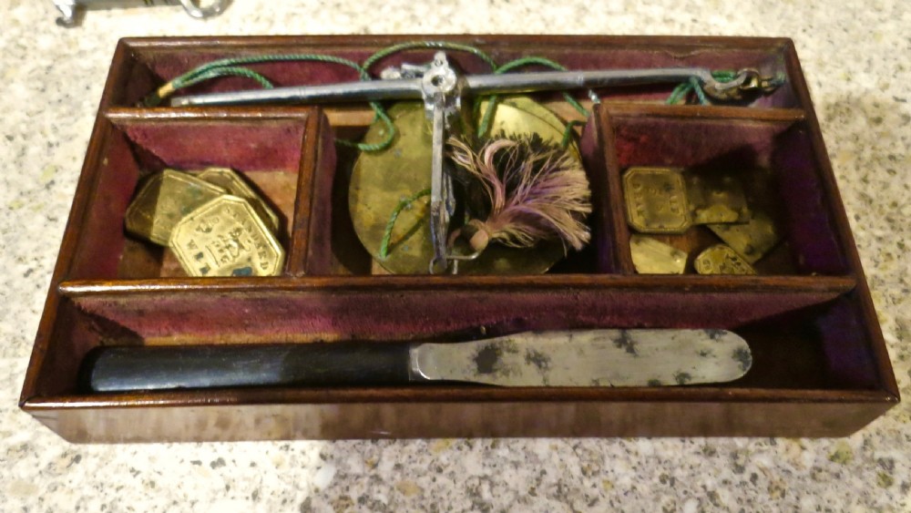BEAUTIFULLY FITTED APOTHECARY'S BOX View IV
