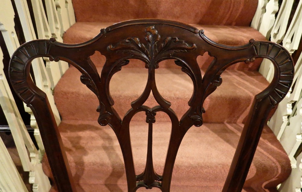 SET OF 8 CHIPPENDALE STYLE DINING CHAIRS View III