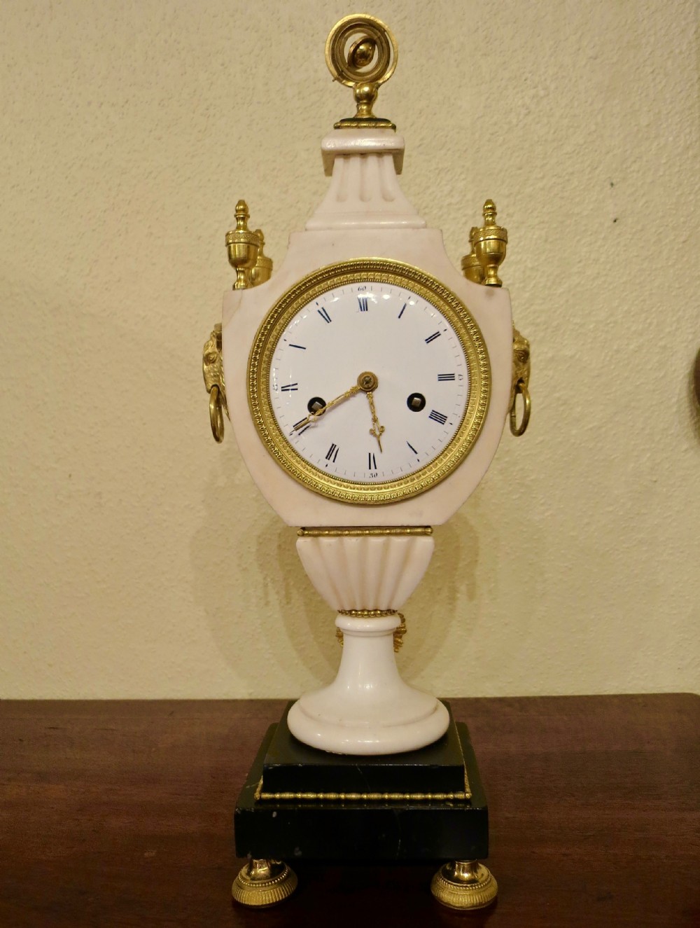 ELEGANT FRENCH CARRERA MARBLE MANTEL CLOCK