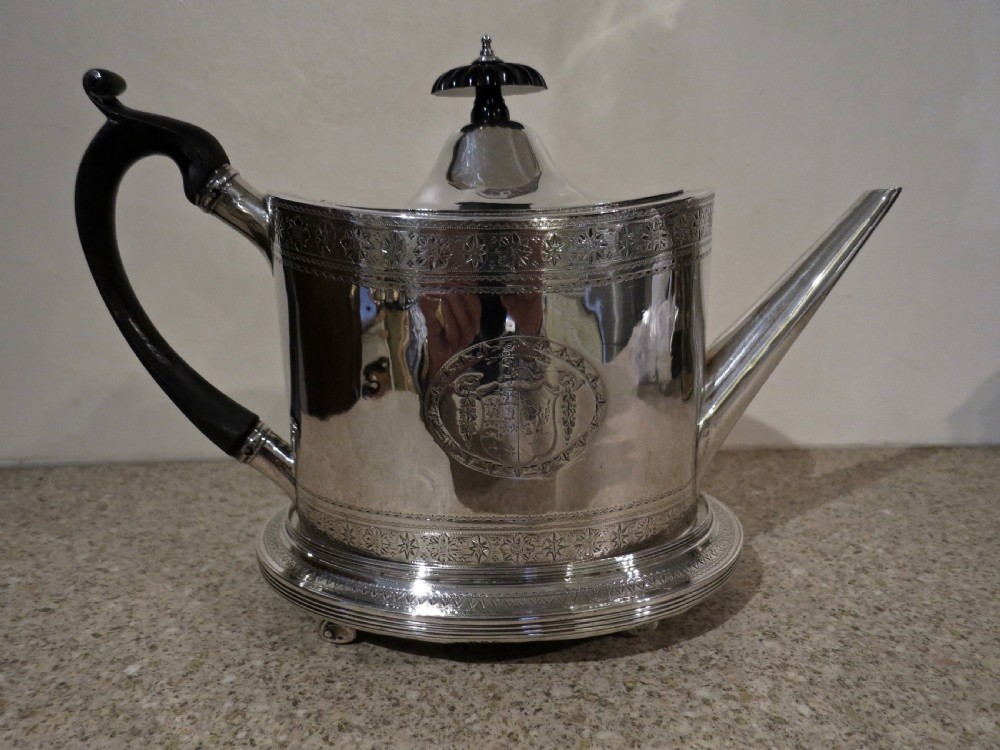 SILVER TEAPOT & STAND BY ROBERT HENNELL View II
