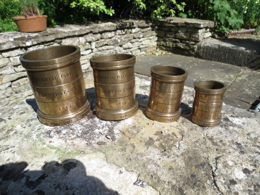 SET OF SEVEN BRONZE MEASURES DATED 1844 View V