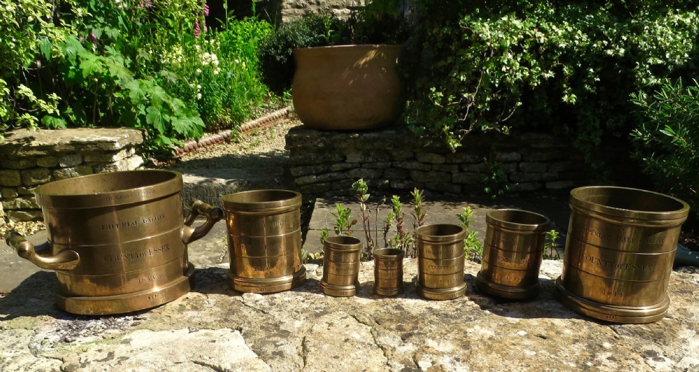 SET OF SEVEN BRONZE MEASURES DATED 1844 View VII