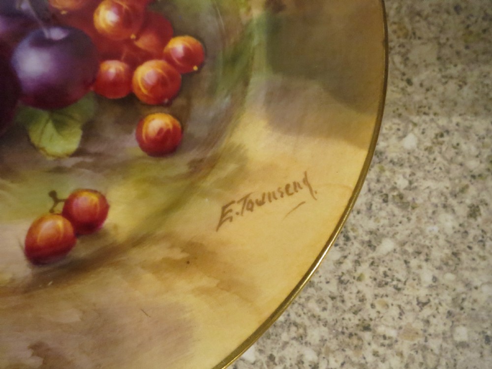 ROYAL WORCESTER 