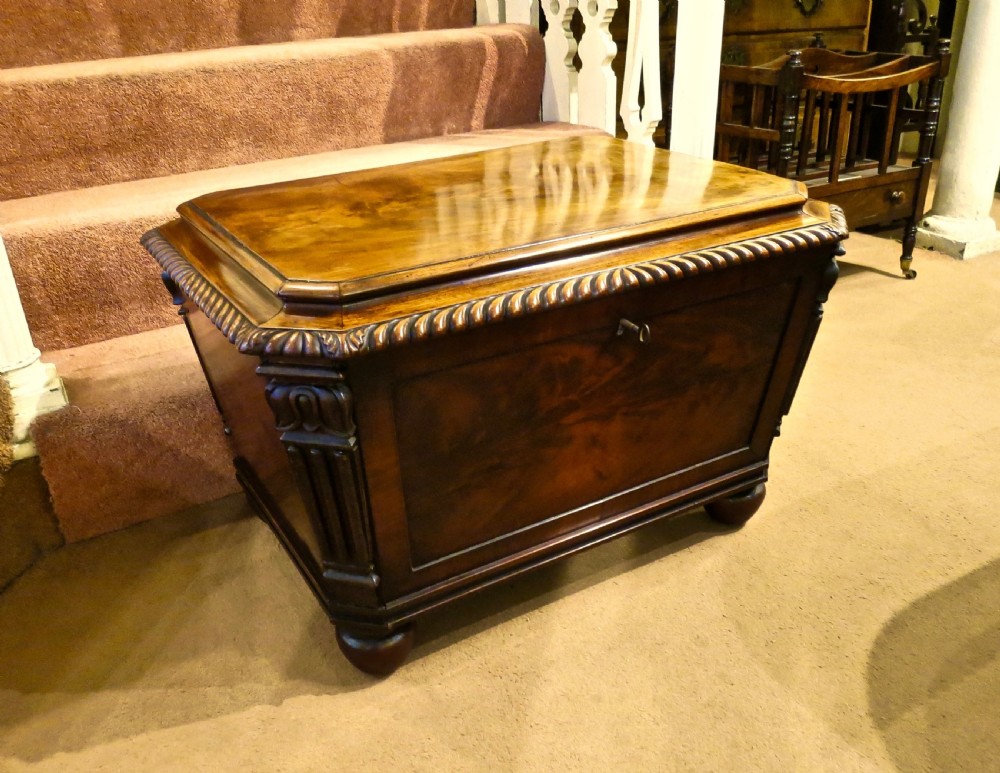 FINE WINE CELLARETTE BY GILLOWS View II