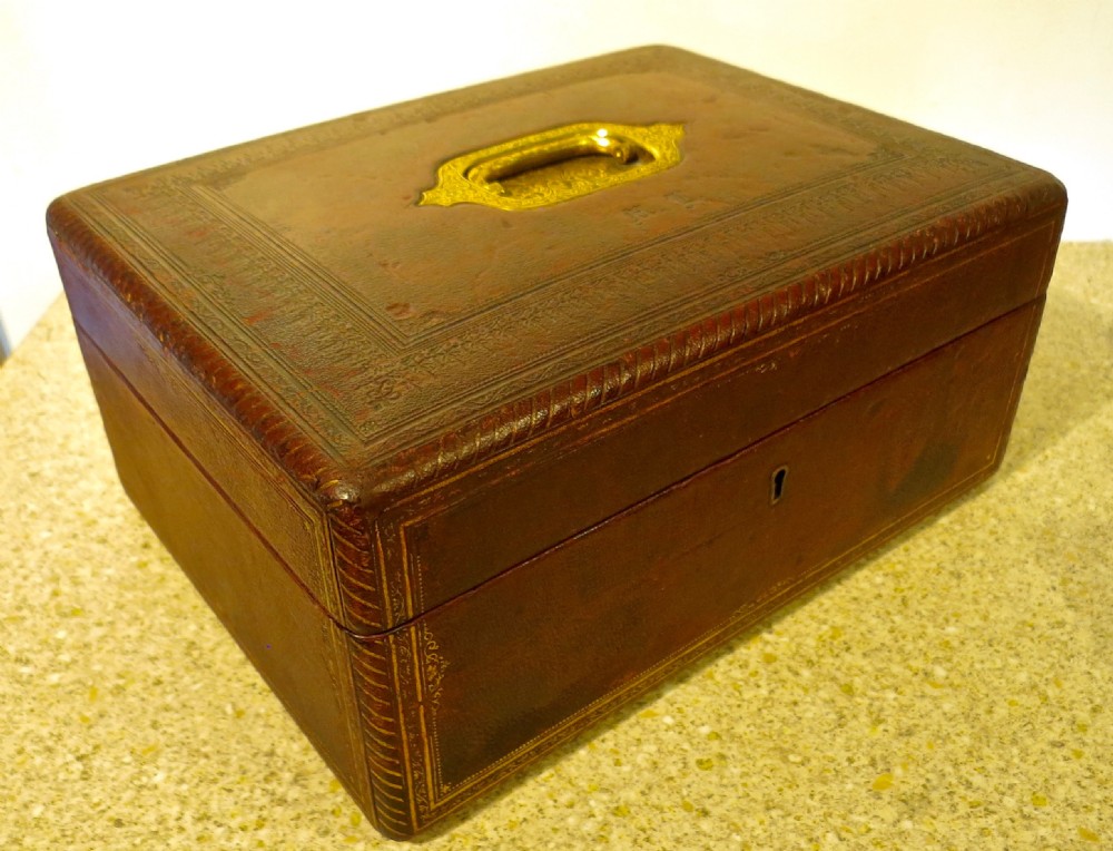 VERY FINE QUALITY AND COMPLETE GAMES COMPENDIUM View VII