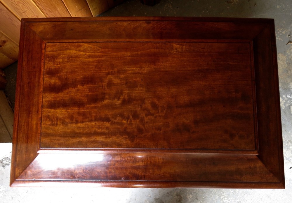 WILLIAM IV MAHOGANY WINE CELLARETTE View III