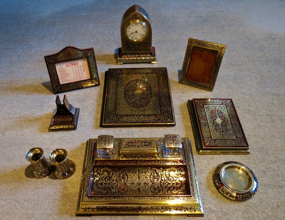 A SPECTACULAR 10-PIECE BOULLE DESK SET View IV