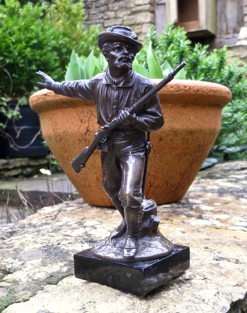 EUGENE GUILLAUME: FRENCH BRONZE HUNTSMAN
