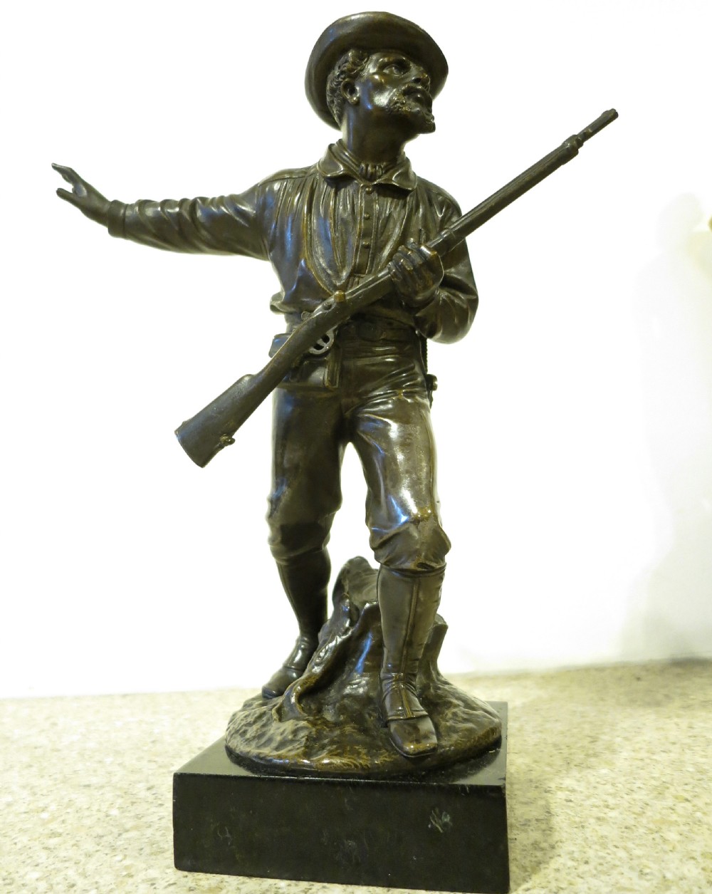 EUGENE GUILLAUME: FRENCH BRONZE HUNTSMAN View II