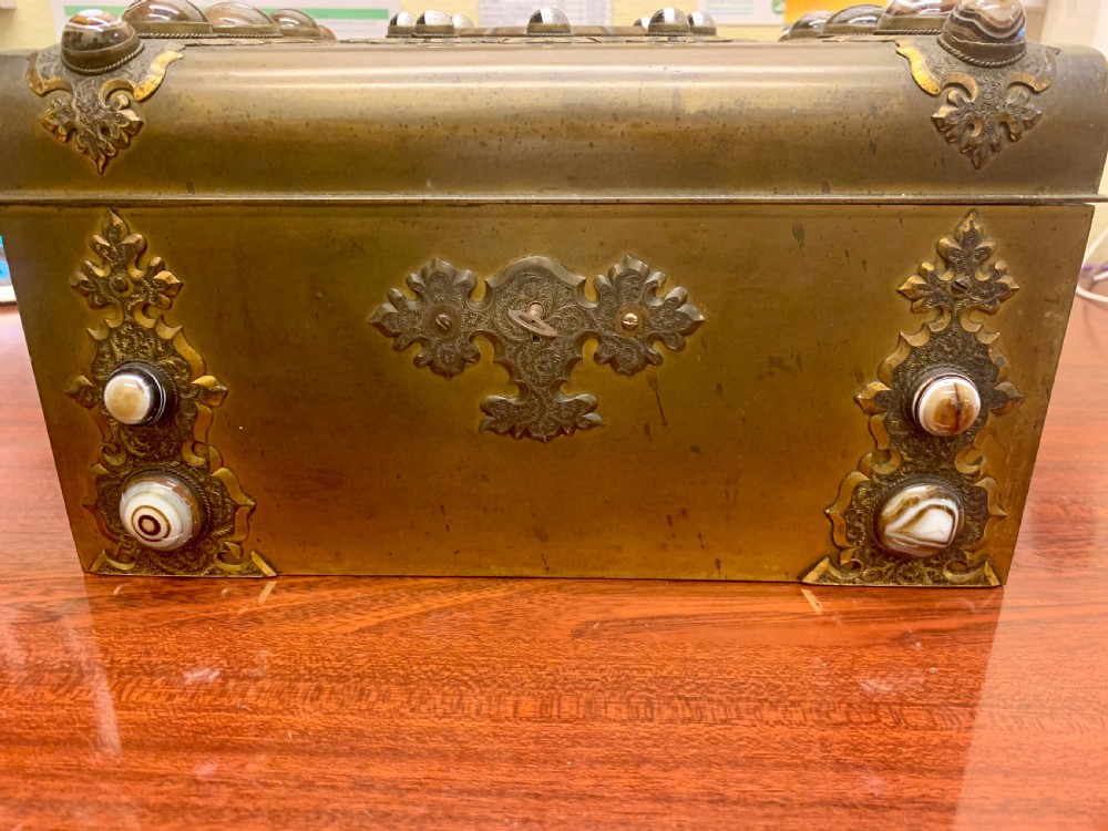 A Fine Quality Brass and Tiger Eye Games Compendium View V