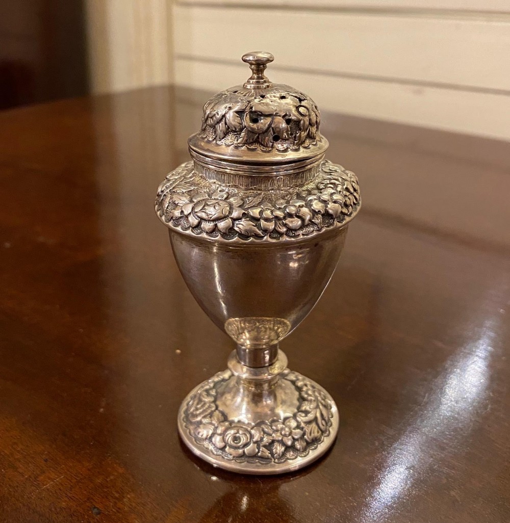 Silver Pounce Pot