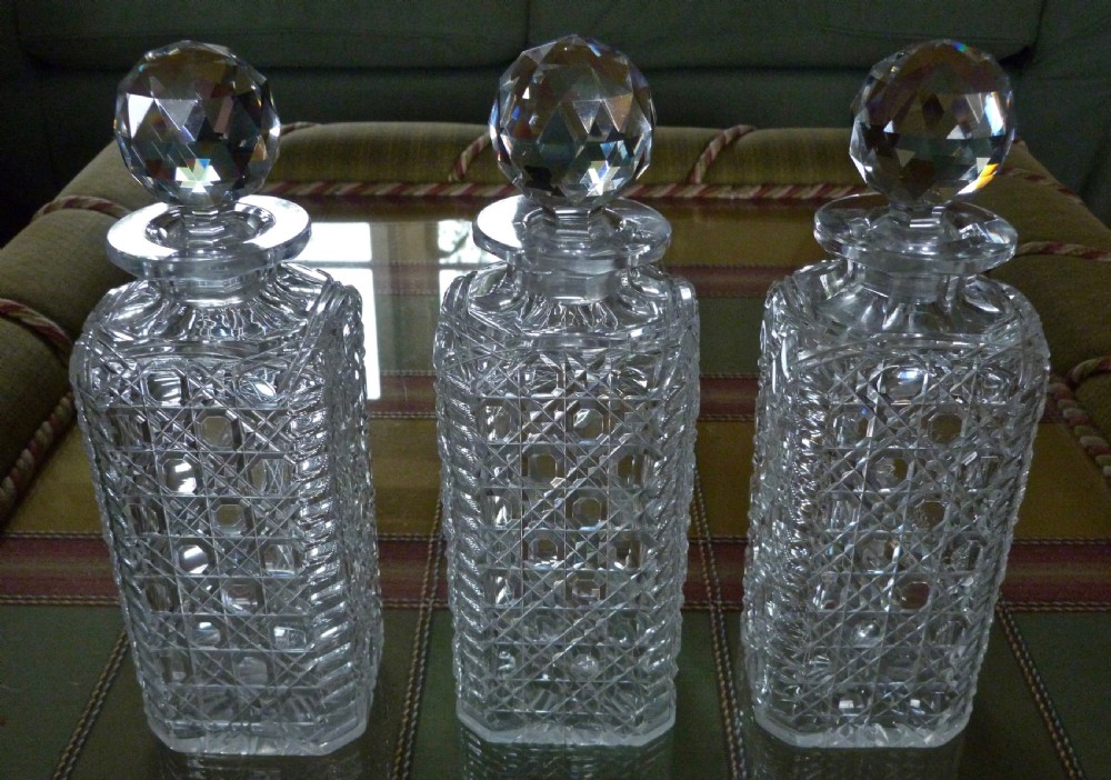 RARE TANTALUS BY BETJEMANN WITH SECRET DRAWERS View V