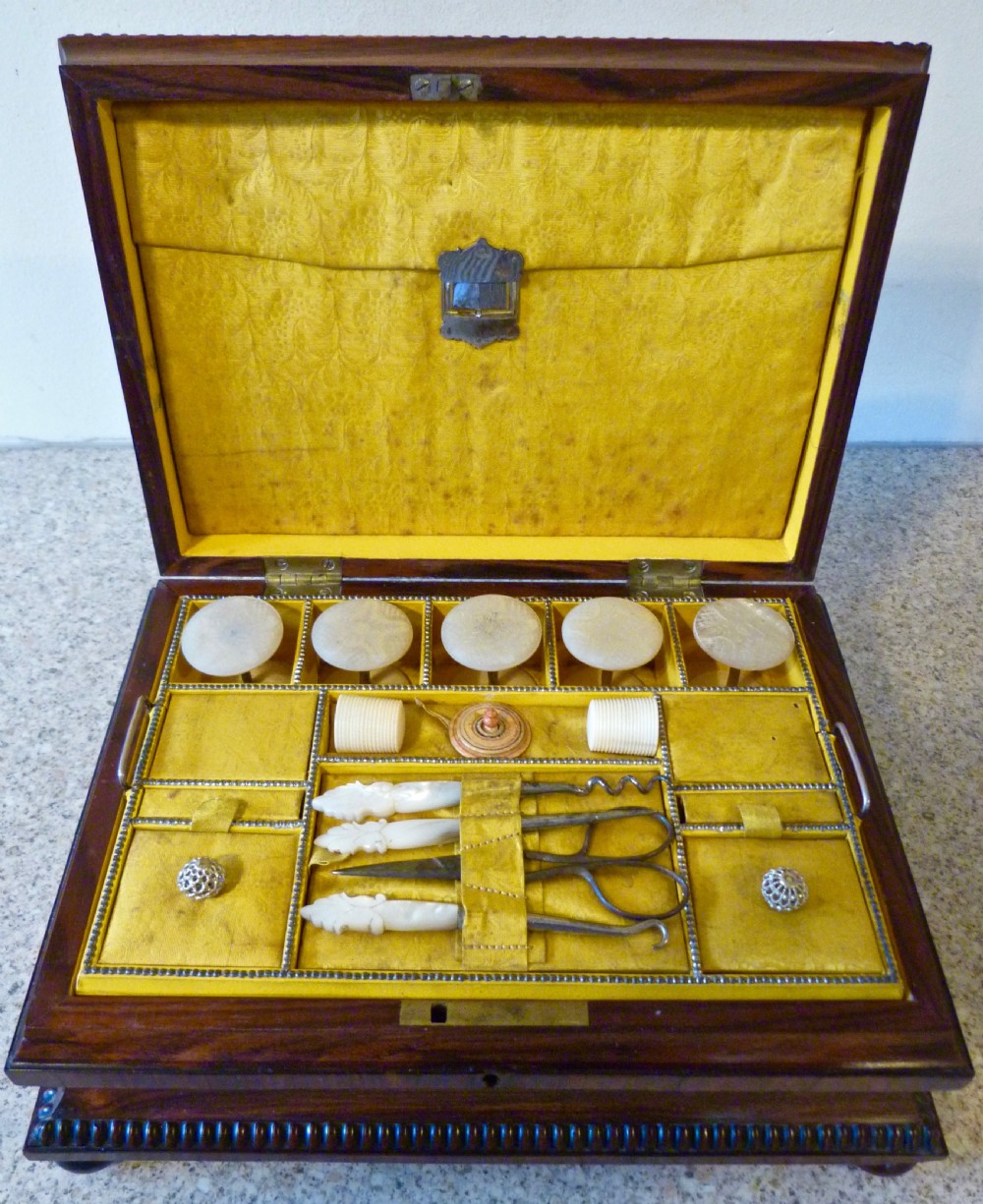 PRETTY REGENCY FITTED SEWING BOX