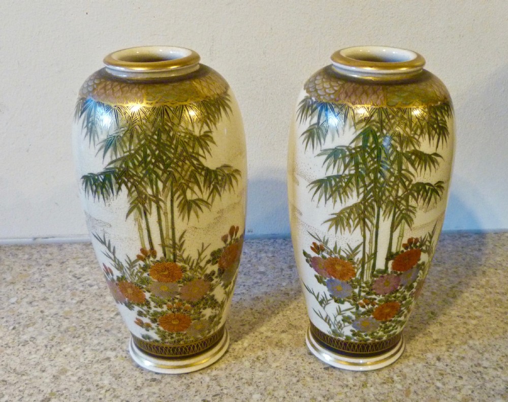 PAIR OF 19TH CENTURY JAPANESE SATSUMA VASES