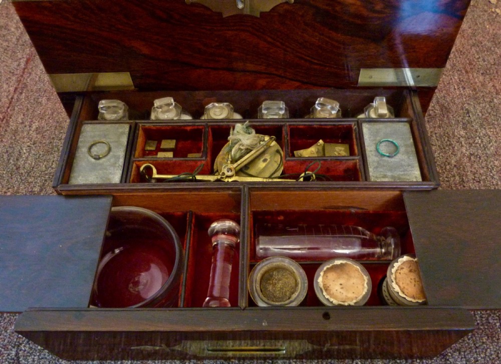 BRASS-BOUND ROSEWOOD APOTHECARY'S BOX View IV