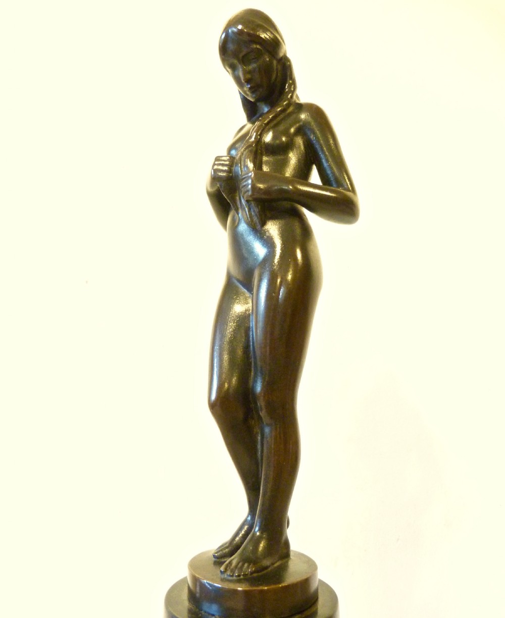HANS LIEBMANN: A CHARMING BRONZE SCULPTURE