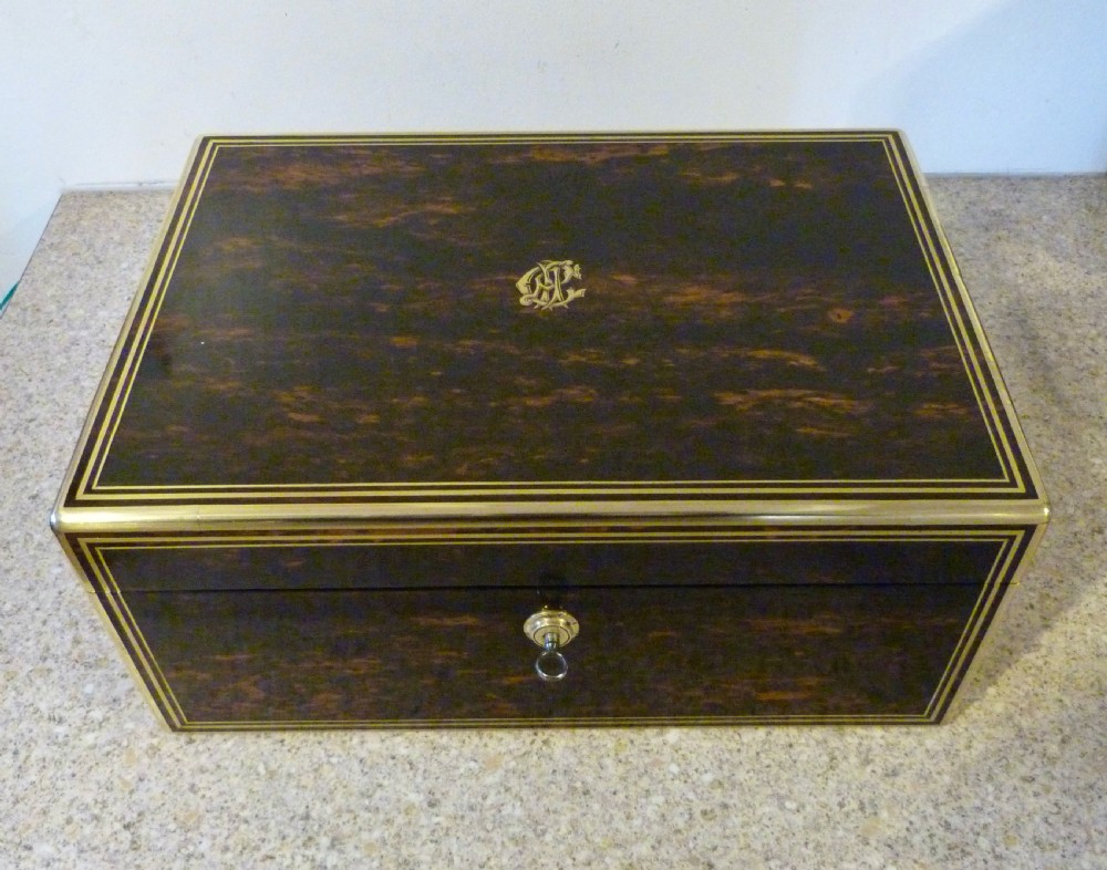 FINE ORIGINAL FITTED JEWELLERY BOX BY LUND View II
