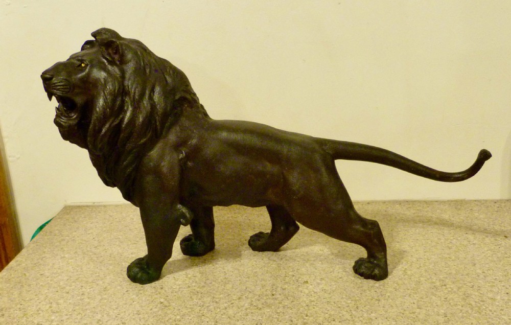 LARGE JAPANESE BRONZE LION View III