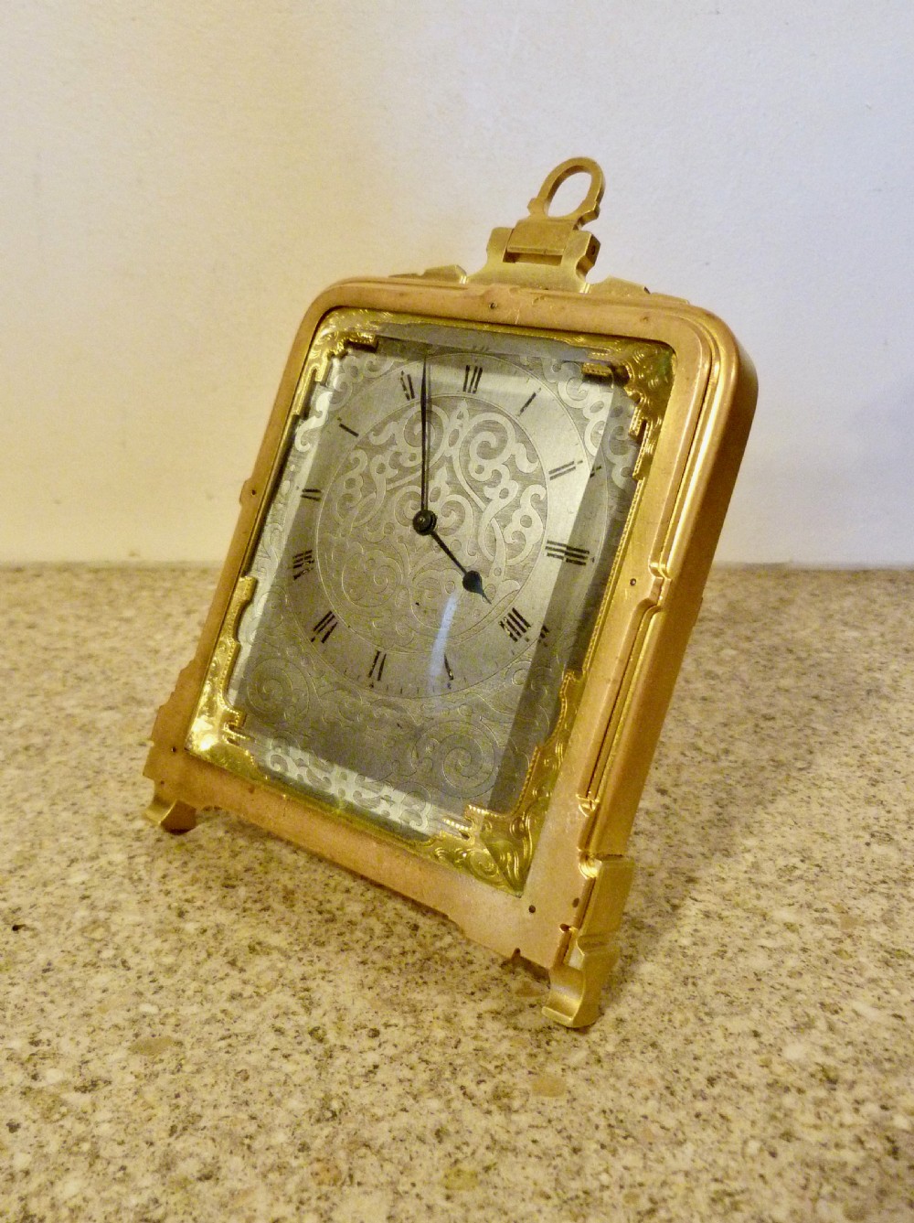FINE STRUT CLOCK BY THOMAS COLE View IV