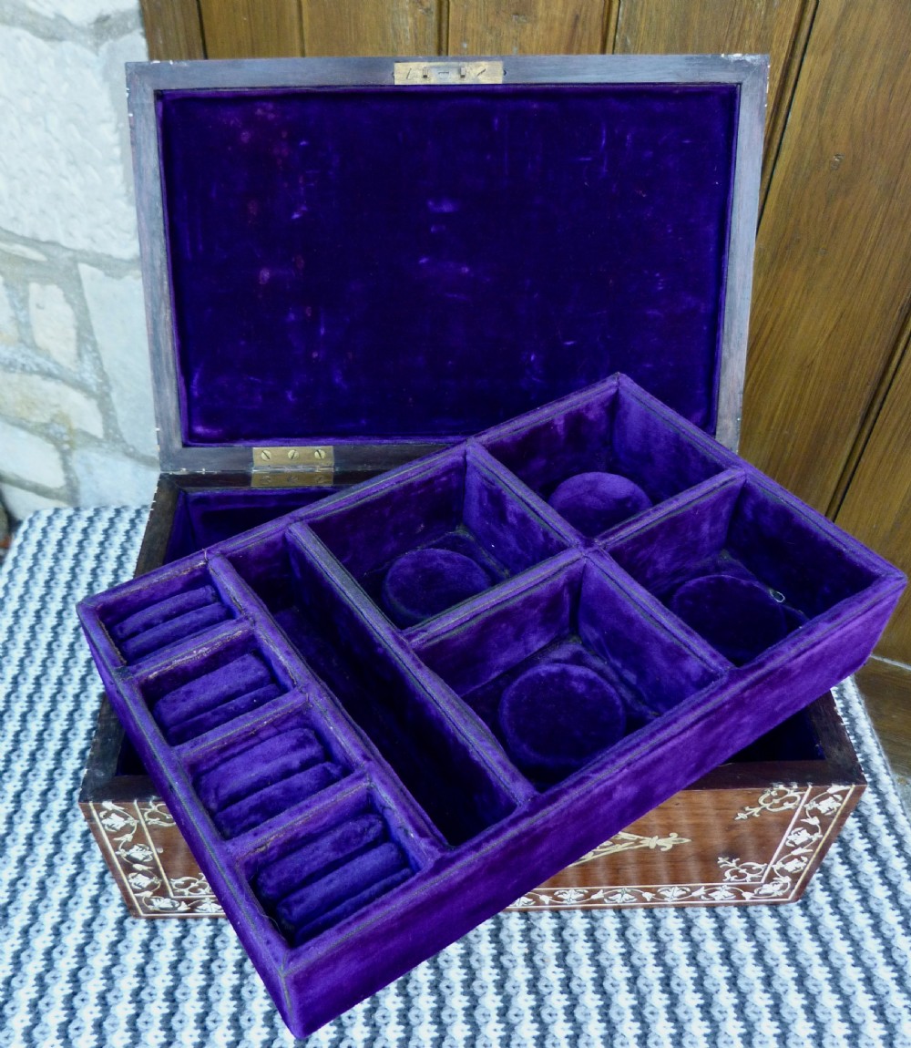 GOOD INLAID ROSEWOOD JEWELLERY CASE View II