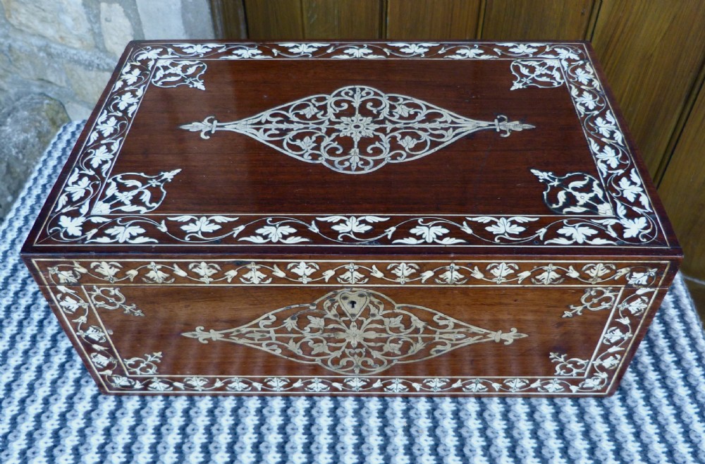 GOOD INLAID ROSEWOOD JEWELLERY CASE View IV