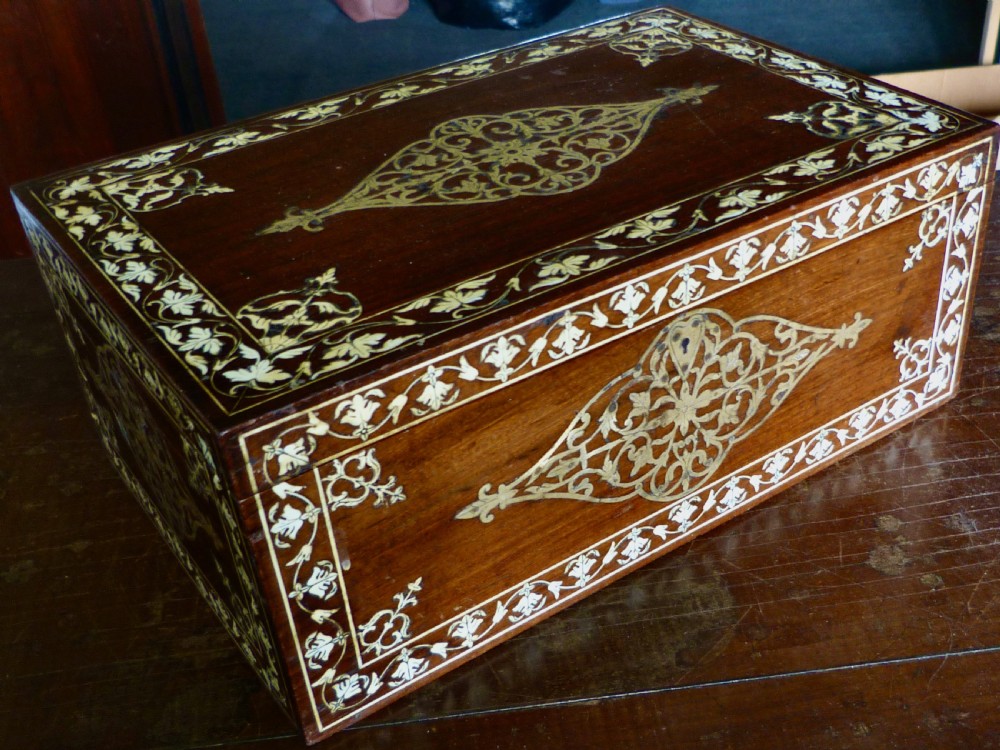 GOOD INLAID ROSEWOOD JEWELLERY CASE View V
