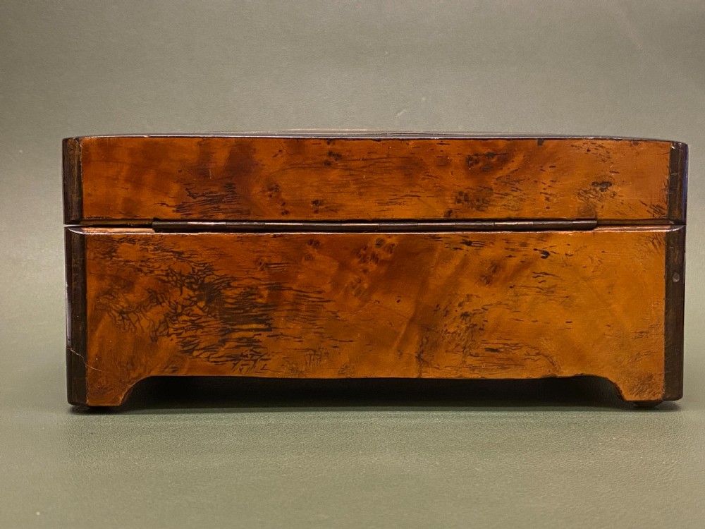 19th century Burr Yew-wood cased music box, of small size, playing 6 beautiful Airs View VIII