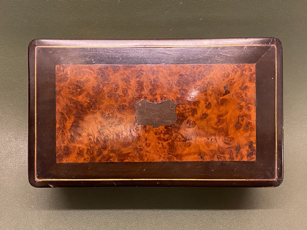 19th century Burr Yew-wood cased music box, of small size, playing 6 beautiful Airs View XI